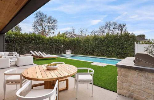 Stunning 5BR in Studio City W. Pool, and Jacuzzi - Foto 23