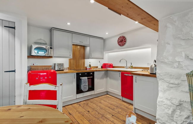 The Cwtch Apartment - Sea Views Walk to Beach - Foto 9