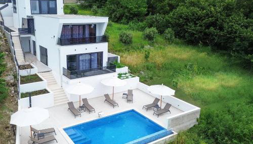 Exclusive Villa Belenum with breakfast,gym,sauna - Foto 3