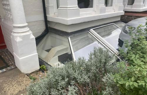 Spacious and light West London basement flat - Foto 17