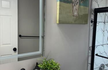 No Chores, 10min to downtown and 25min to Niagara Falls - Foto 17