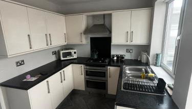 Spacious 3 bed house, garden and parking sleeps 5 - Foto 5, stove