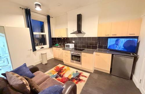 Bespoke 2 Bedroom Apt Derby City - Foto 3