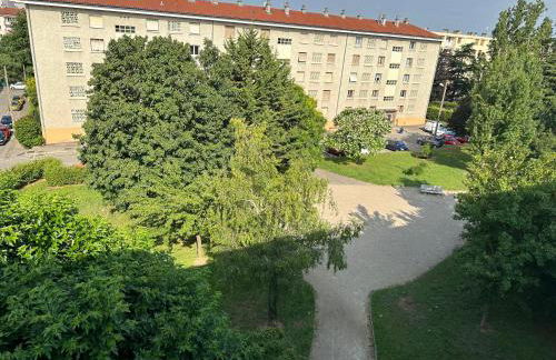 Grand appartement Bron centre proche Eurexpo et Groupama - Foto 34