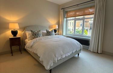 Montagu Apartment - St Leonards-on-Sea - Luxurious 2 bed Coastal Stay - Foto 5
