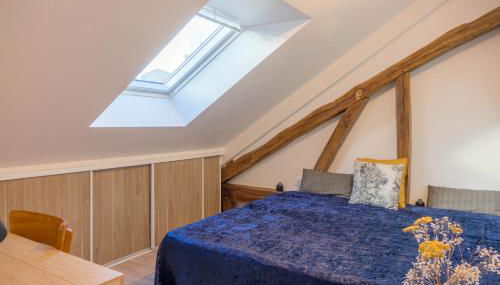 La Maison de Jeanne - Cœur Historique d'Orléans avec parkings privés - classée 3 étoiles - Foto 3