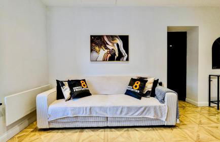 Canal Side Luxury Apartment in Leeds City Centre Sleeps 3 - Foto 15