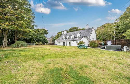 Bodior Garden Cottage Bach - Photo 29