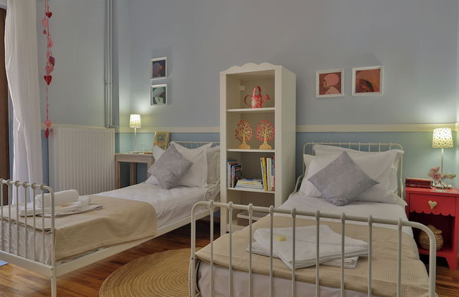 Olives and Vines all Season Villa - Photo 5