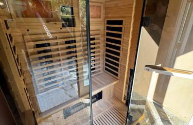 Your Spacious Escape: Creek, Pool, Sauna, Hot Tub - Foto 41