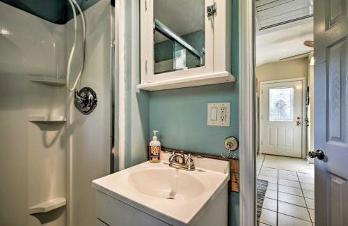 Lakeside Home with Boat Dock in Sunrise Beach - Foto 21