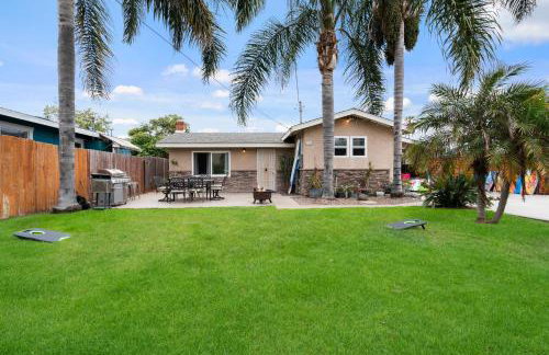 Oceanside Rocks Family Vacation Home - Photo 1