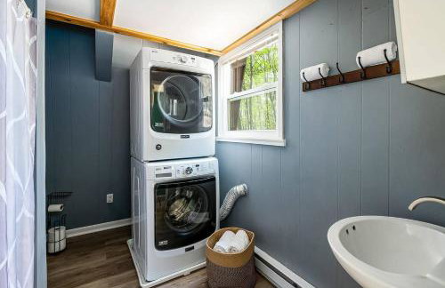 Family cabin Alpine Lake w indoor pool & fire pit - Foto 17