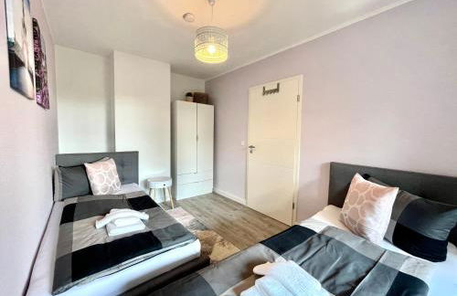 Modernes Apartment Rooftop in Dresden - mit Parkplatz und 2 Balkone! - Foto 19