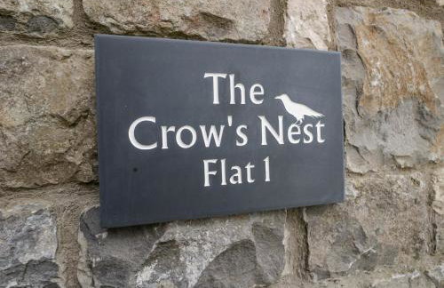 Crow's Nest - Photo 3