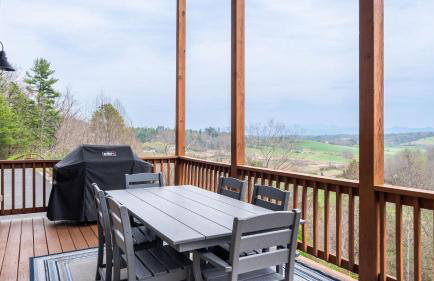 Private Retreat w/ Hot Tub, Amazing Views, Game Room Silver Spoon by Avantstay - Foto 54