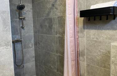 M Plus Residence - Photo 36