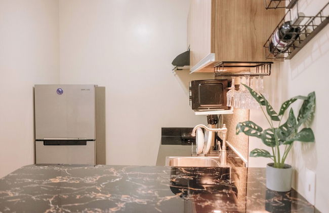 Playful & Charming City Loft - Photo 7