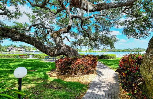 Two-Level, Heated Pool, Trolley to Beach & Village - Foto 43