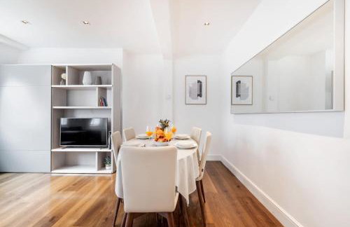 BnBNova - 2BR 2BA - The Heart of Soho - Foto 6