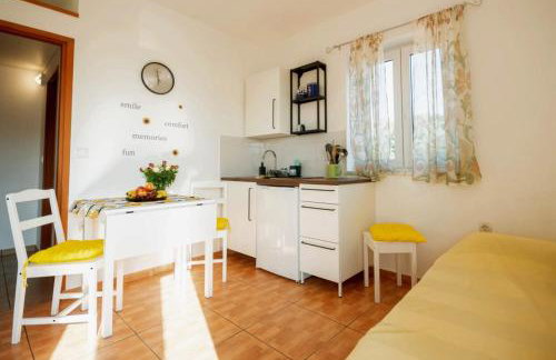 Apartment Kamenar 3 - Foto 1