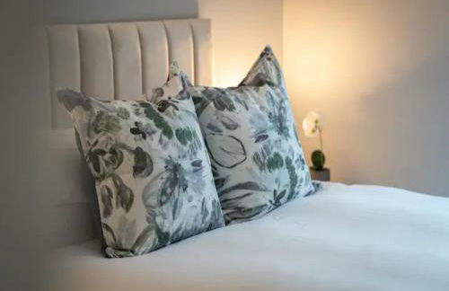 Pass the Keys Luxury 2 Bedroom Townhouse in Central St Albans - Photo 21