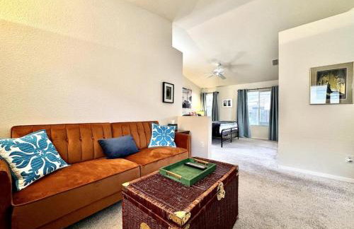 King Bed Retreat, Pet-Friendly, Rancho Cordova - Foto 11