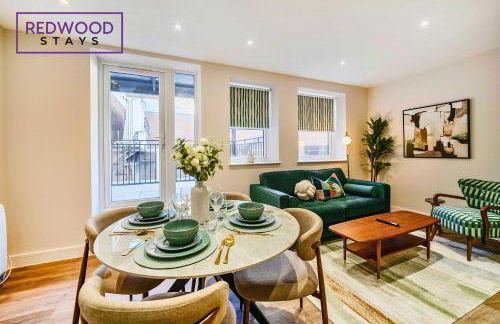 Brand New Town Center, Free Fast WiFi, Balcony By Redwood Stays - Foto 33