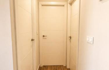 Claudia Luxury Apartment near the beach with a pool, gym, and secure gated parking - Foto 31