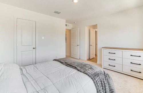 8 Mi to Celebration Station Family Getaway! - Foto 16