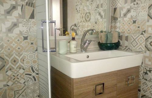 Bright and airy home 50 meters from the beach - Foto 4