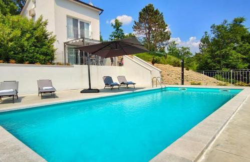 Forest Serenity Villa - Photo 18