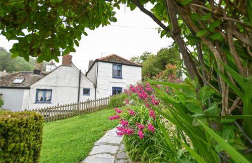 Cosy Bake Cottage, Great Location in Looe, Cornwall - Foto 3