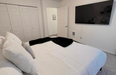 Modern & Stylish King bed WiFi - Foto 10