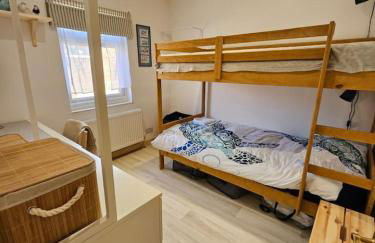 Isle of Wight Gem Cozy 2BR in Ryde - Photo 1