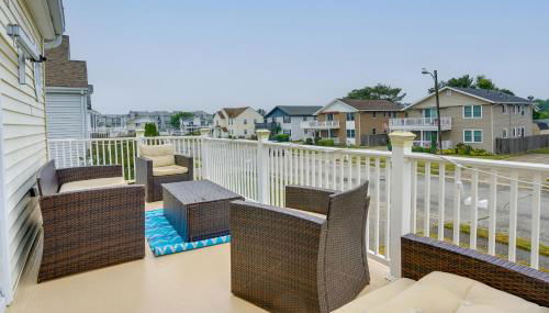 Brigantine Getaway Walk to the Beach! - Foto 2