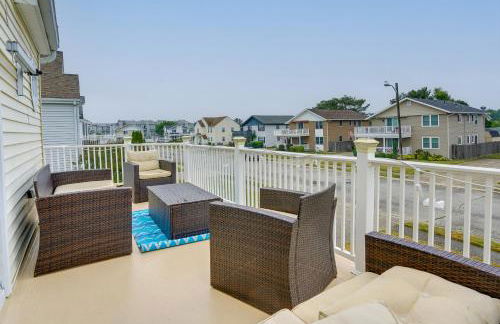 Brigantine Getaway Walk to the Beach! - Foto 2