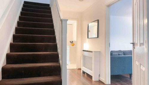 BrumStay - 4 Bedrooms TownHouse sleeps 6 with Driveway Parking and Garden - Foto 4