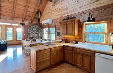 The Sunrise Cabin with Amazing Views - Foto 32