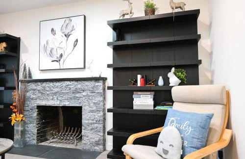 @ Marbella Lane - Exquisite Home 3BR - Photo 8