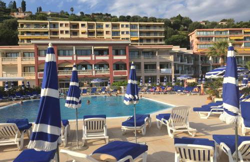 Nyrenoverad lägenhet med havsutsikt - Foto 13