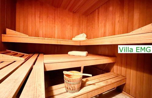 Luxury Ferienhaus Spa Villa Gernsbach mit Pool, Sauna, Garten, Kamin bis 22 Personen - Foto 10