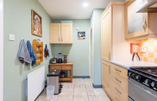 Spacious 3 Bedroom Retreat for up to 6 - Foto 25