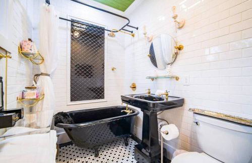 The Cullman Haus-Steps frm Cullman High-CHORE FREE - Foto 8