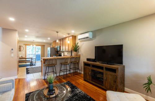 Chic, and Cozy, Centrally Located getaway - Foto 5