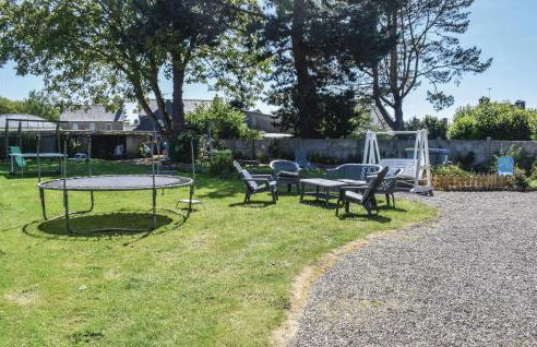 3 Bedroom Nice Home In Ploumilliau - Foto 12