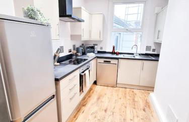 Stunning Flat Close to Beach - Foto 18