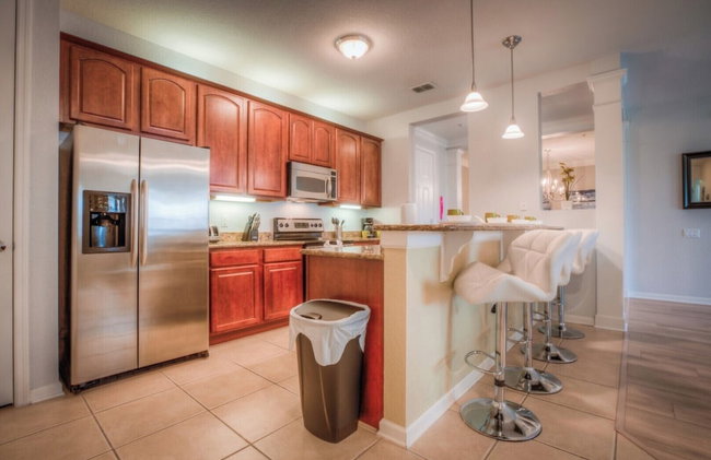 Beautiful LAKEVIEW Deluxe Condo Near Theme Parks - Foto 29