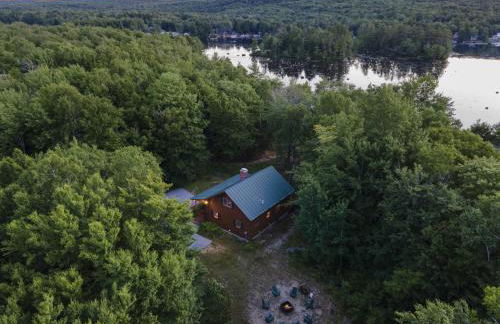 Lakefront Log Cabin on 2 acres - Photo 6