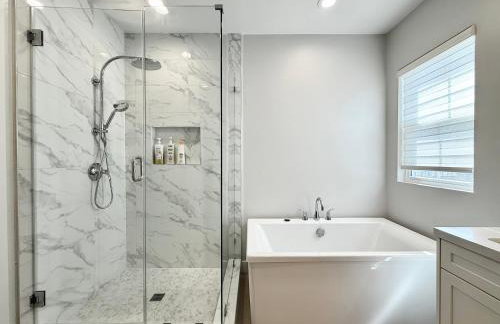 #Marbella Lane - Spacious 4BR Modern Family Home! - Foto 23